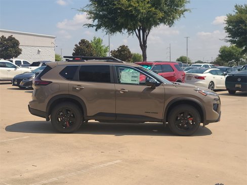 New 2026 Nissan Rogue Rock Creek image 4