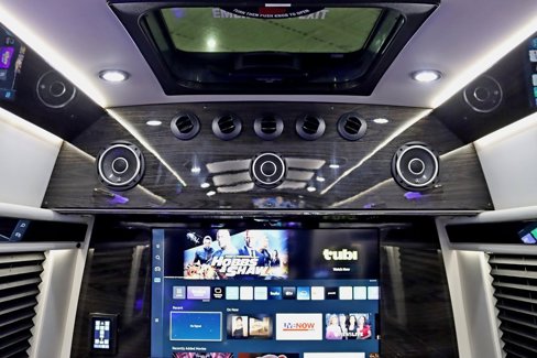 Used 2024 Mercedes-Benz Sprinter 3500 image 38