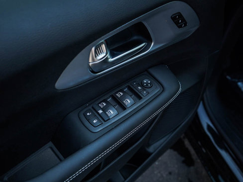 New 2026 Chrysler Pacifica Limited image 20