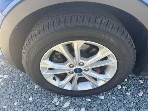 Used 2018 Ford Escape SE w/ Ford Safe & Smart Package image 9