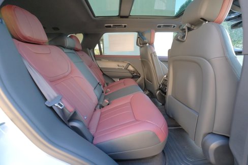 New 2025 Land Rover Range Rover Sport Dynamic SE image 17