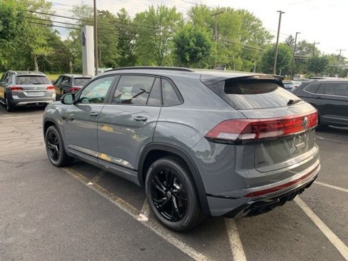 New 2025 Volkswagen Atlas Cross Sport SEL R-Line image 6