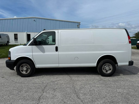 Used 2024 Chevrolet Express 2500 w/ Driver Convenience Package image 8