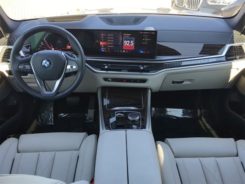 Certified 2025 BMW X5 xDrive50e w/ Premium Package image 16