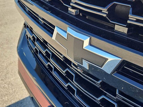 Used 2023 Chevrolet Tahoe Z71 w/ Luxury Package image 32