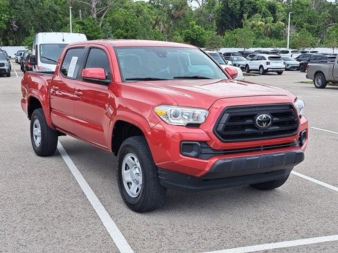 Used 2022 Toyota Tacoma SR image 2