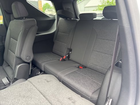 New 2025 Chevrolet Traverse LT image 17