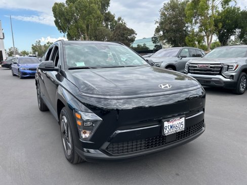 Certified 2025 Hyundai Kona SEL image 1