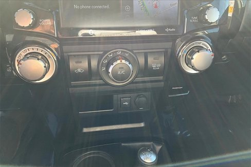 Used 2024 Toyota 4Runner TRD Off-Road Premium image 30
