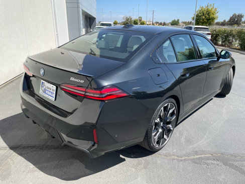 New 2026 BMW 550e xDrive w/ Premium Package image 5