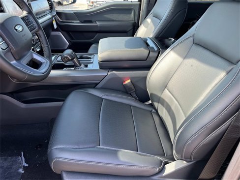 New 2025 Ford F150 Lariat w/ Equipment Group 502A High image 23
