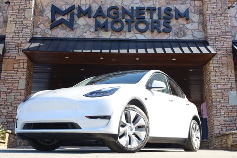 Used 2023 Tesla Model Y Long Range image 1