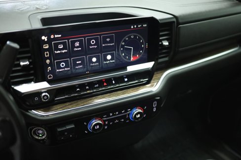 Used 2023 GMC Sierra 1500 SLE image 28