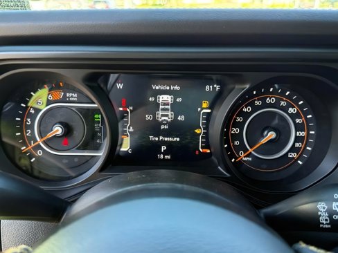 New 2025 Jeep Wrangler Unlimited Rubicon 392 image 13