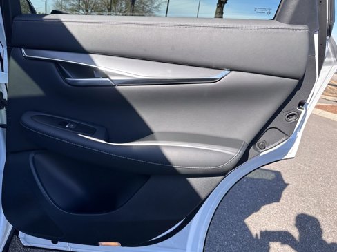 New 2025 INFINITI QX50 Luxe image 30