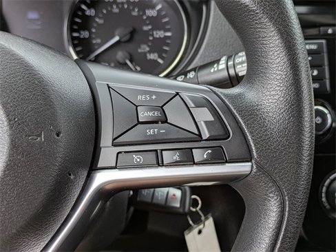 Used 2021 Nissan Rogue Sport S image 24