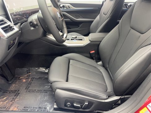 Used 2025 BMW i4 eDrive40 w/ Premium Package image 26