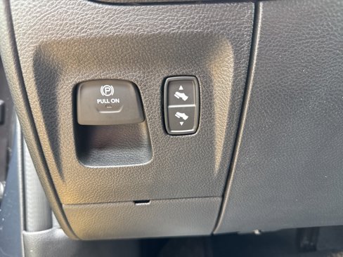 New 2026 RAM 1500 4x4 Crew Cab image 23
