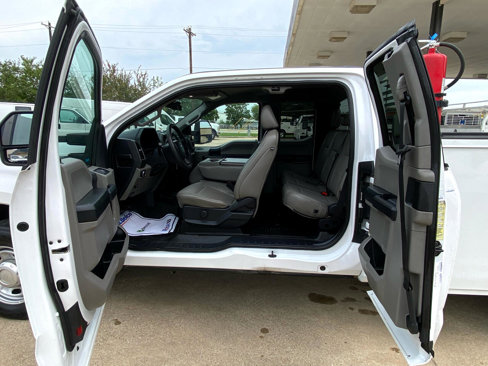 Used 2022 Ford F250 XL w/ Power Equipment Group image 43
