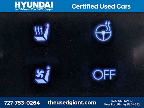 Used 2025 Hyundai Santa Fe Limited image 34