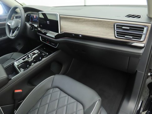 New 2026 Volkswagen Atlas SEL Premium R-Line image 18