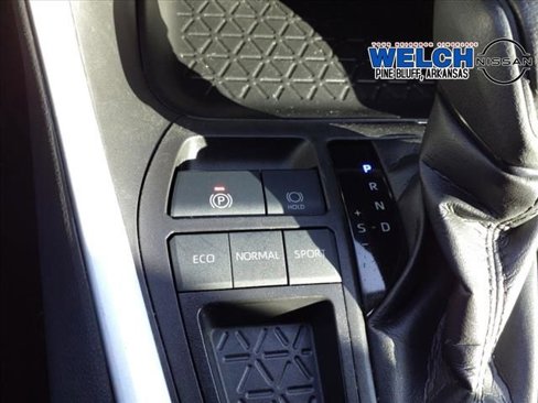 Used 2021 Toyota RAV4 XLE image 14