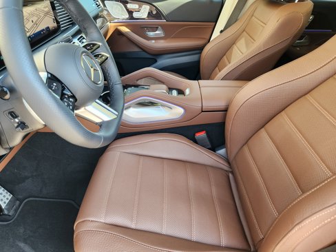 New 2026 Mercedes-Benz GLS 450 4MATIC image 14