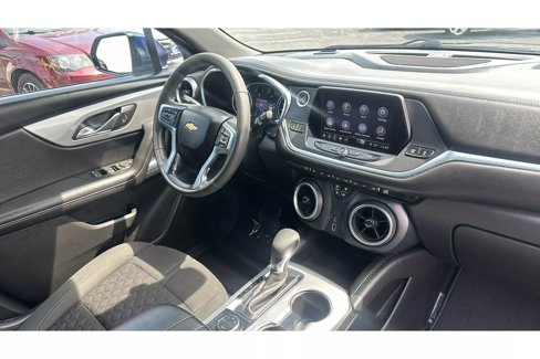 Used 2022 Chevrolet Blazer LT image 25