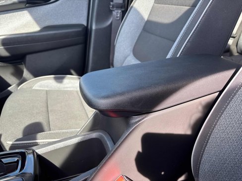 Used 2022 Chevrolet TrailBlazer LT w/ Sun and Liftgate Package image 28