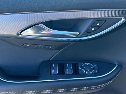 New 2025 Buick Envision Sport Touring image 15
