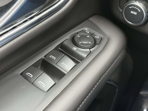 Certified 2023 Chevrolet Suburban LS image 23