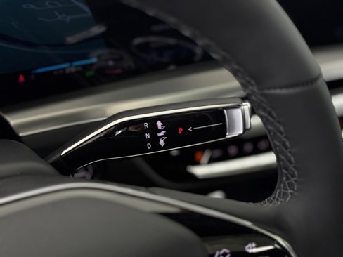 New 2025 Cadillac Lyriq Luxury image 26
