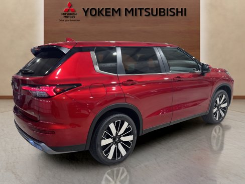 New 2025 Mitsubishi Outlander SE image 5