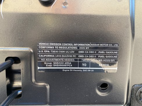 Used 2025 Nissan Versa S w/ Trunk Package image 25
