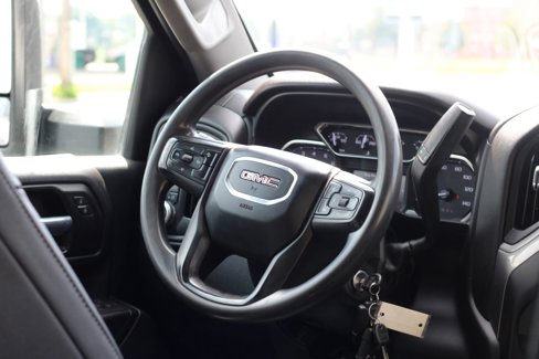 Used 2021 GMC Sierra 3500 4x4 Crew Cab w/ Convenience Package image 12