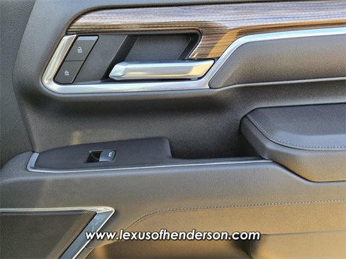 Used 2025 Chevrolet Silverado 2500 LT w/ Z71 Chrome Sport Edition image 20