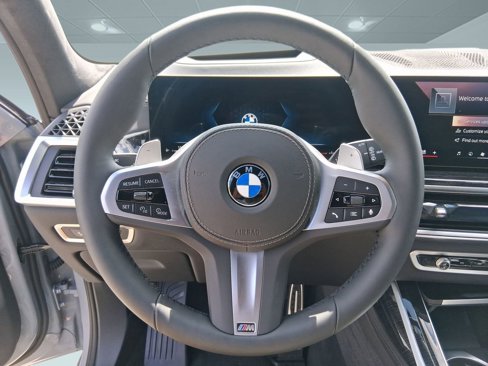 New 2026 BMW X7 xDrive40i w/ M Sport Package image 16