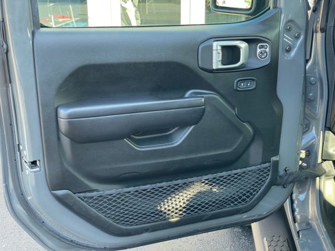 Used 2021 Jeep Wrangler Unlimited Sport image 23