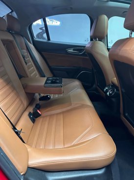 Used 2018 Alfa Romeo Giulia Ti Sport w/ Quick Order Package 22U Sport image 32