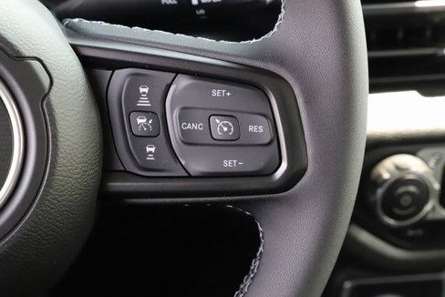 New 2025 Jeep Gladiator Willys image 24