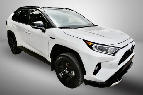 Used 2020 Toyota RAV4 XSE image 8
