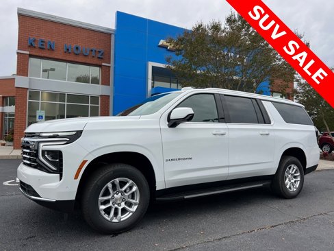 New 2026 Chevrolet Suburban LT image 1