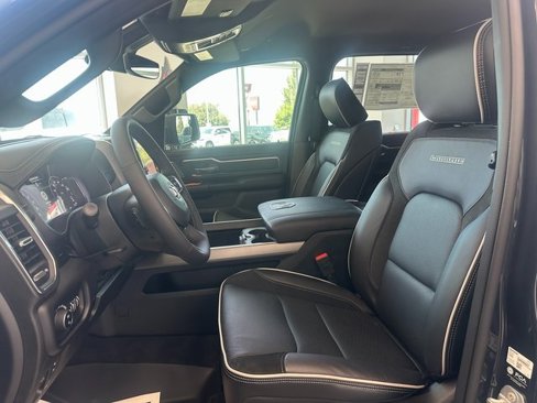 New 2025 RAM 1500 Laramie w/ Night Edition image 15
