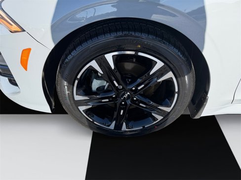 Used 2022 Kia K5 GT-Line w/ GT-Line FWD Premium Package image 14