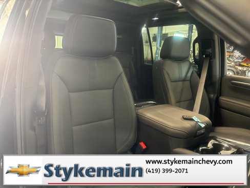 New 2026 Chevrolet Suburban RST image 43