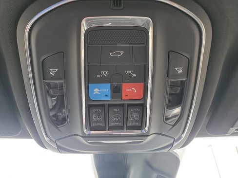 New 2025 Jeep Grand Cherokee Limited 4xe w/ Trailer Tow Package image 25