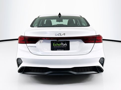 Used 2024 Kia Forte LXS image 7