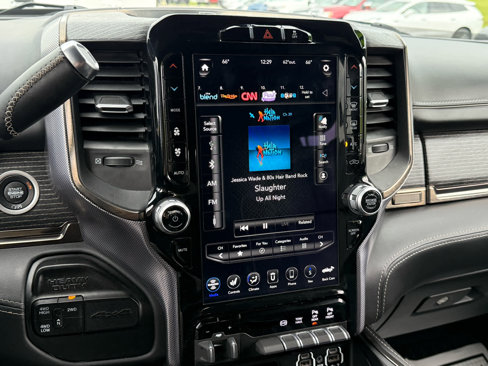 Used 2021 RAM 2500 Limited w/ Towing Technology Group image 18