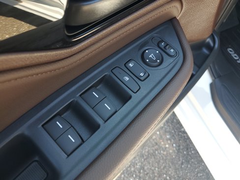 New 2026 Honda Odyssey Touring image 17
