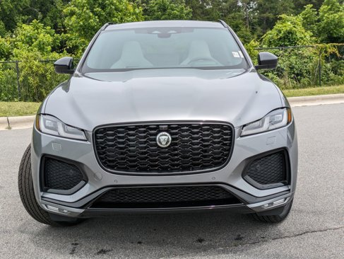 New 2026 Jaguar F-PACE R-Dynamic S image 3